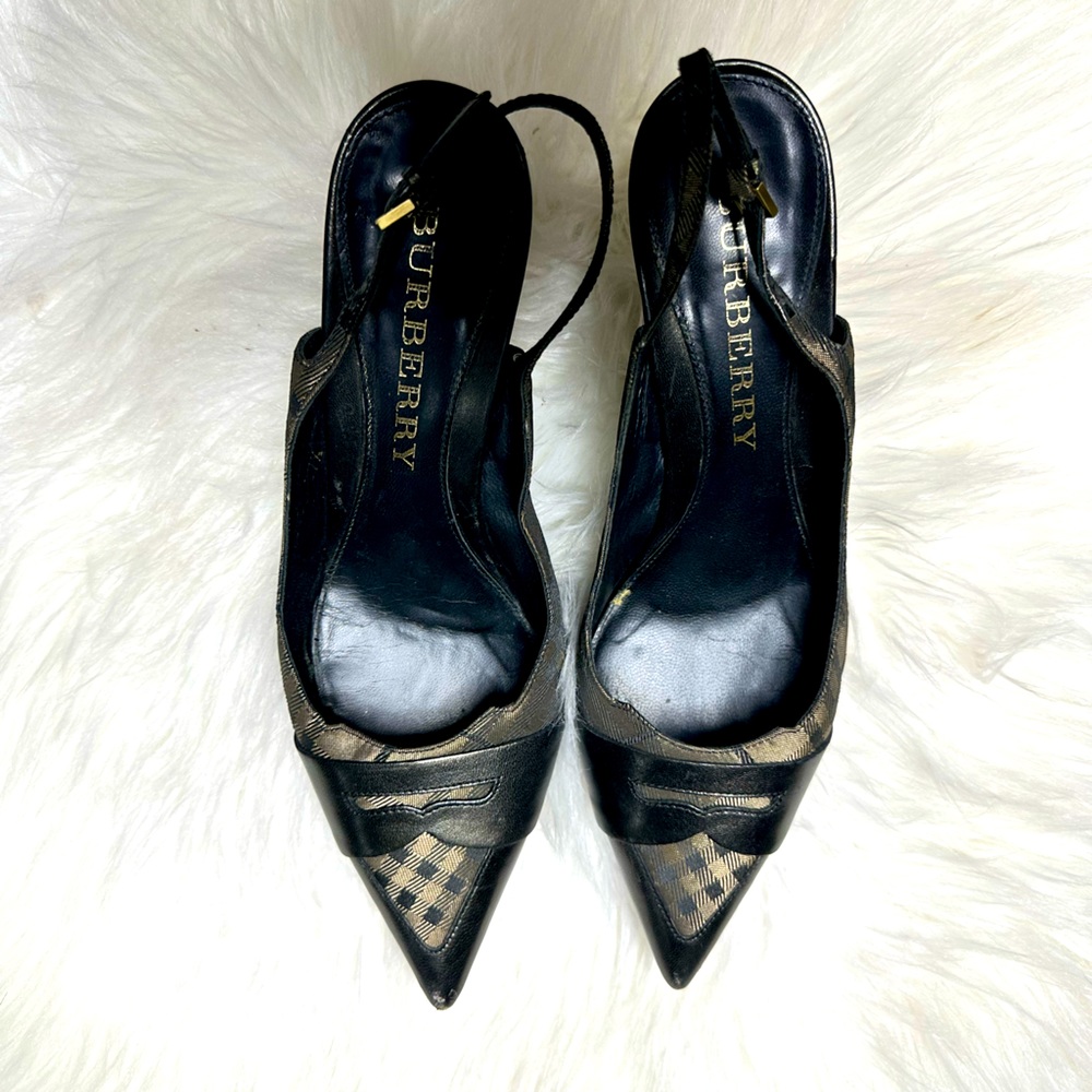 BUrBERRY Slingbacks Size 37 1/2 Great Condition